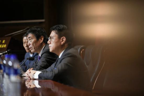 男生舔女生屁股